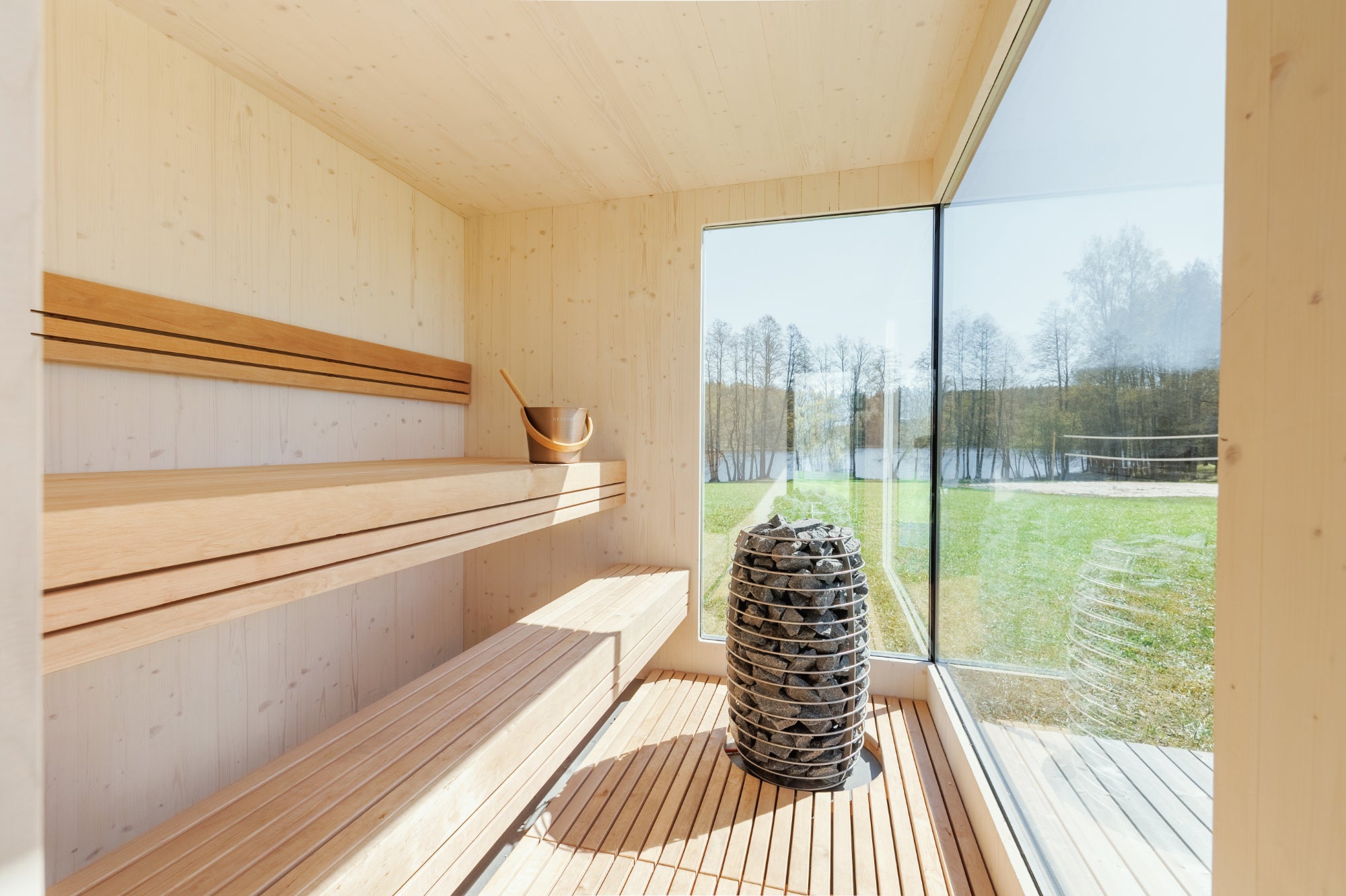 Genevas St. Moritz Light Gray – Luxury Pre-Assembled Outdoor Sauna with Lounge & Shower Cabin