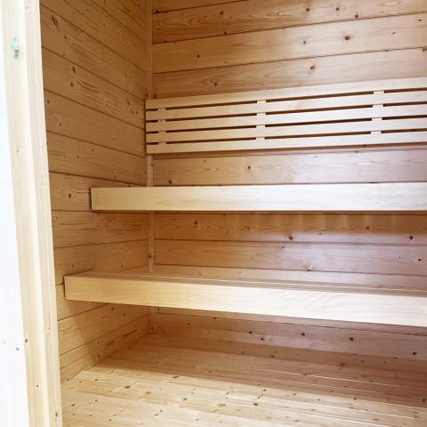 SaunaLife G2 Outdoor Sauna | 4 Person Garden Series Kit
